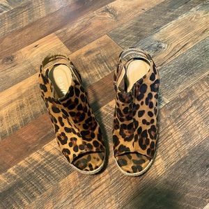 Leopard wedges